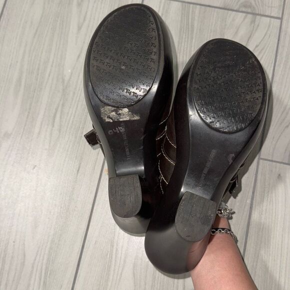 Tommy Hilfiger Millie clog heels brown buckle size 8 Barely worn. In great con - Picture 6 of 9